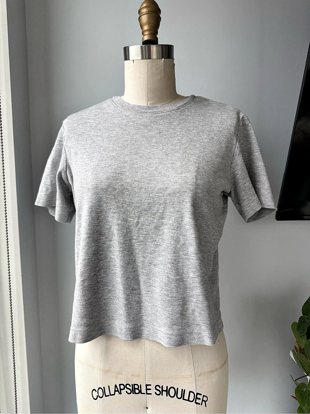 Short Sleeve Tee Size XS